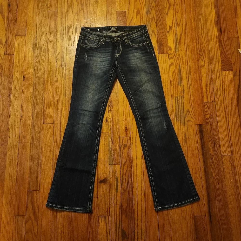 Express Boot Cut Low Rise Jean Pant - Picture 3 of 6